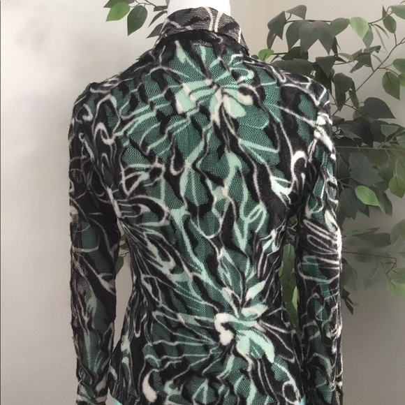 Sheer Black Top - Picture 4 of 7